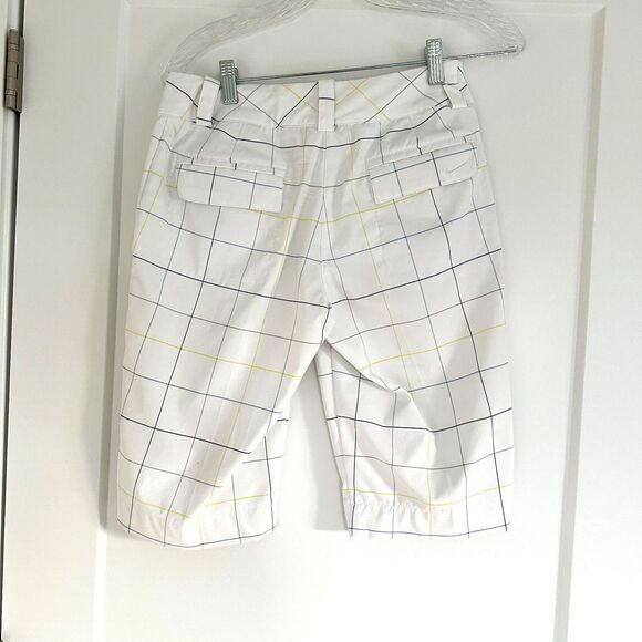 Nike Golf Bermuda Short Tech Dri-Fit White Blue Yellow Plaid Women Size 2 - Picture 2 of 6